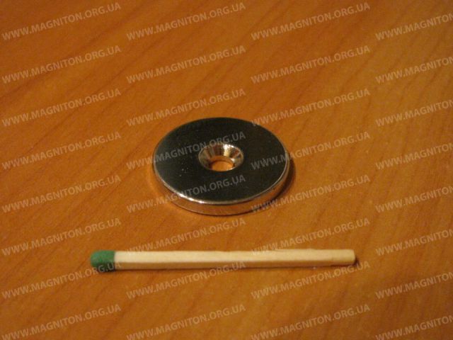 magnet-s-otverstiyem-25-mm-3-mm