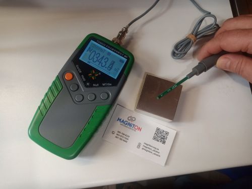 50-50-20-magnet-teslametr-vymiryvannya