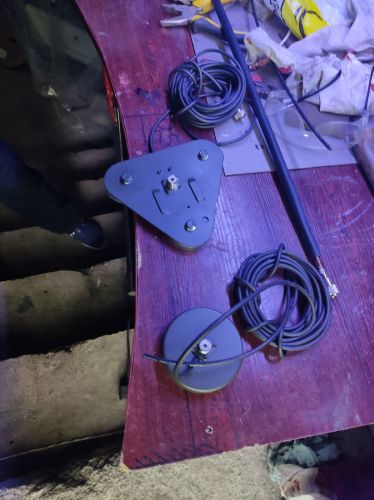 Антена на магнітах для авто