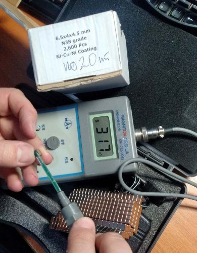 намагніченність у тесла магніта 6,5 на 4 на 4,5 мм