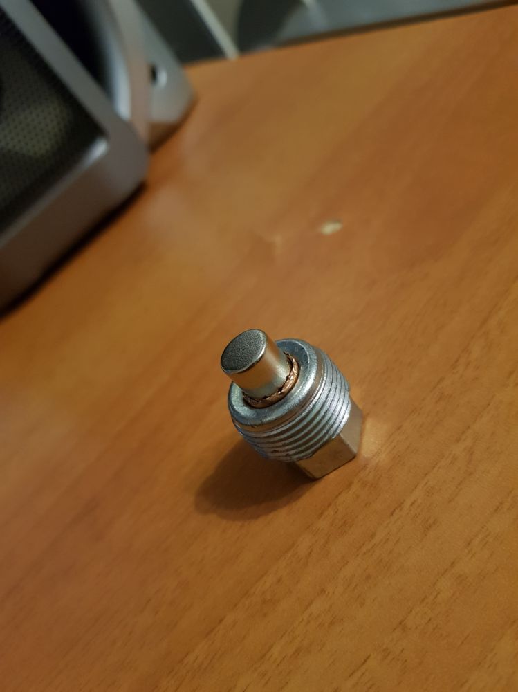 магнит для пробки картера на лада калина 117 ( фиат Дубло) самоделка