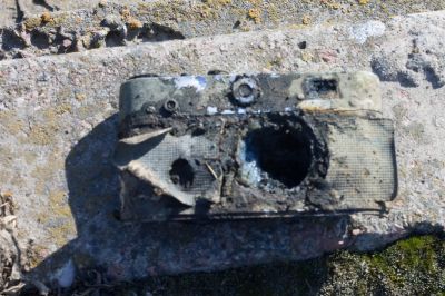 фотоапарат знайдений пошуковим магнітом